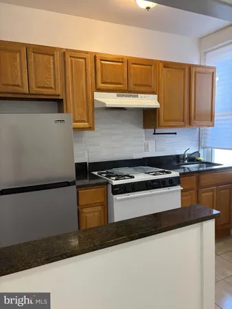 $1,100 | 803-805 White Horse Park, Unit B4, Haddon Township, NJ 08107