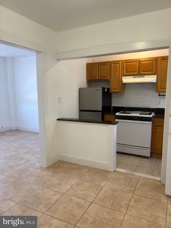 $1,100 | 803-805 White Horse Park, Unit B4, Haddon Township, NJ 08107