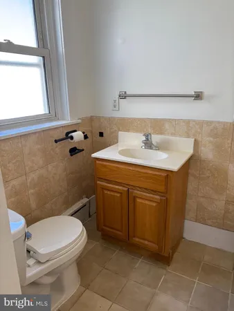 $1,100 | 803-805 White Horse Park, Unit B4, Haddon Township, NJ 08107