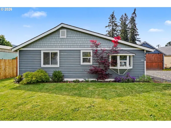 $359,900 | 295 10th Street, Lyons, OR 97358