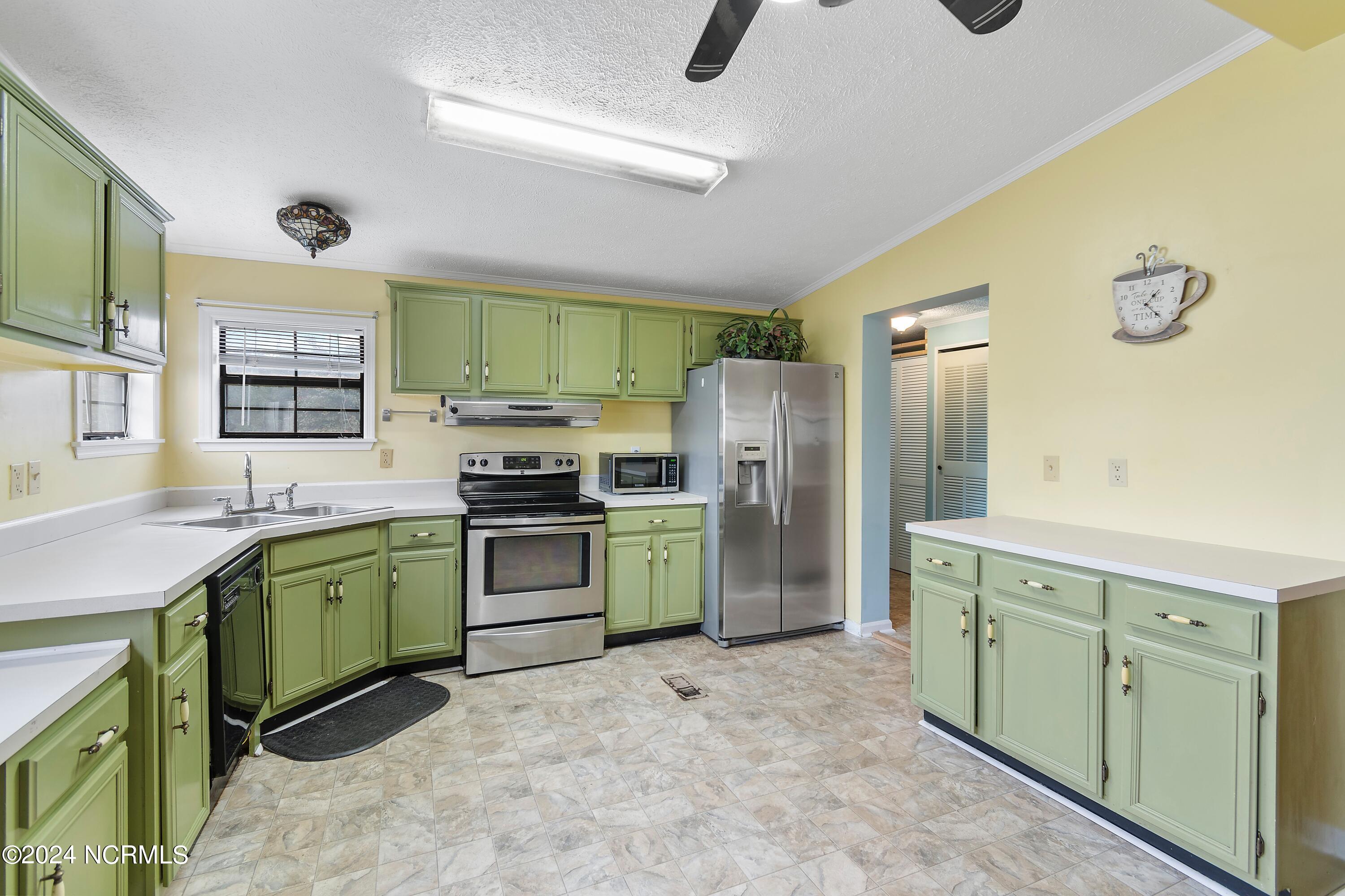 178 Chestnut Drive Southwest Supply, NC 28462 - Photo 7 of 32 178ChestnutDrSW - 22