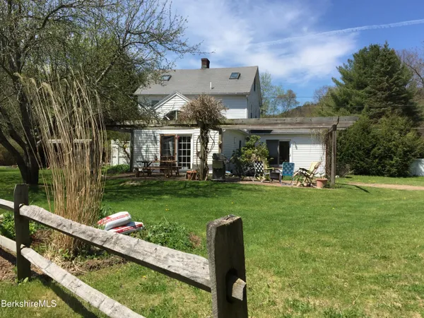 $679,000 | 139 West Center Road, West Stockbridge, MA 01266