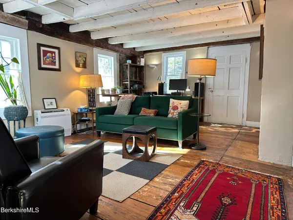 $679,000 | 139 West Center Road, West Stockbridge, MA 01266