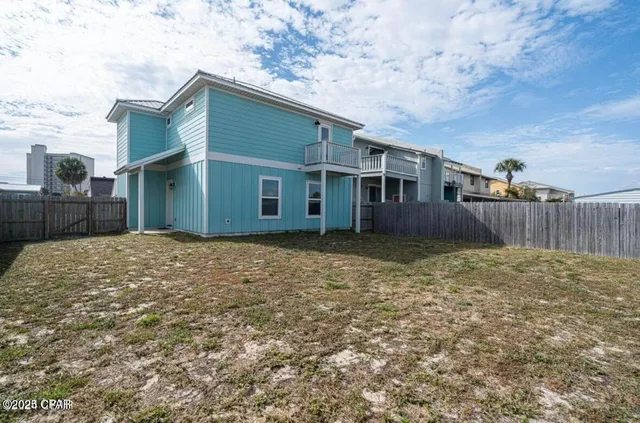 $2,900 | 6320 Beach Drive, Panama City, FL 32408