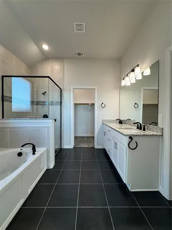 $2,995 | 115 Bowling Green Avenue, Red Oak, TX 75154