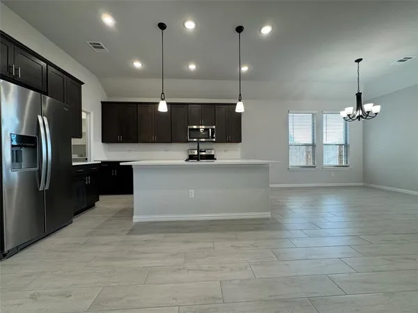 $2,995 | 115 Bowling Green Avenue, Red Oak, TX 75154