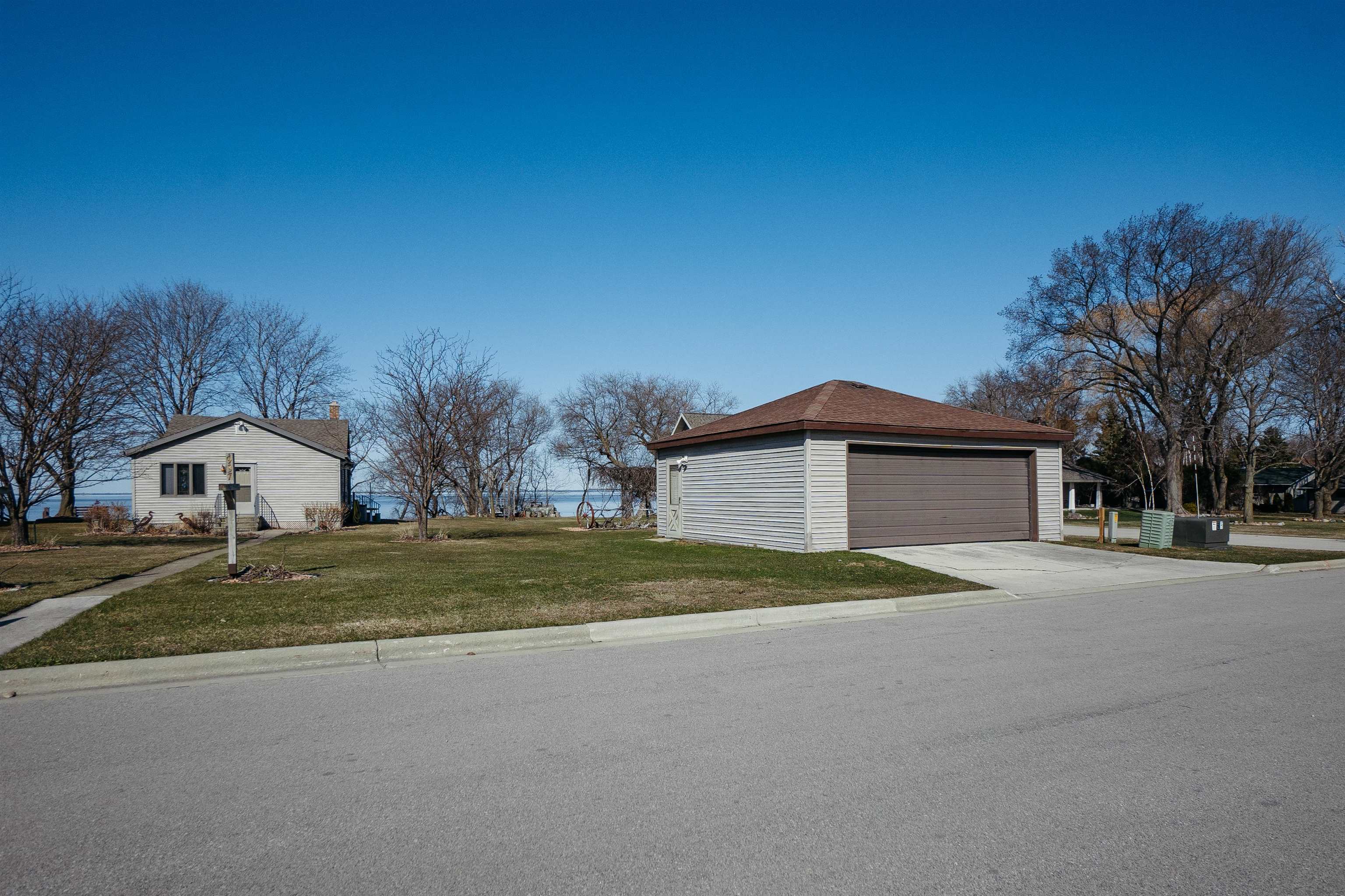 937 Paramount Drive Chilton, WI 53014 - Photo 21 of 32