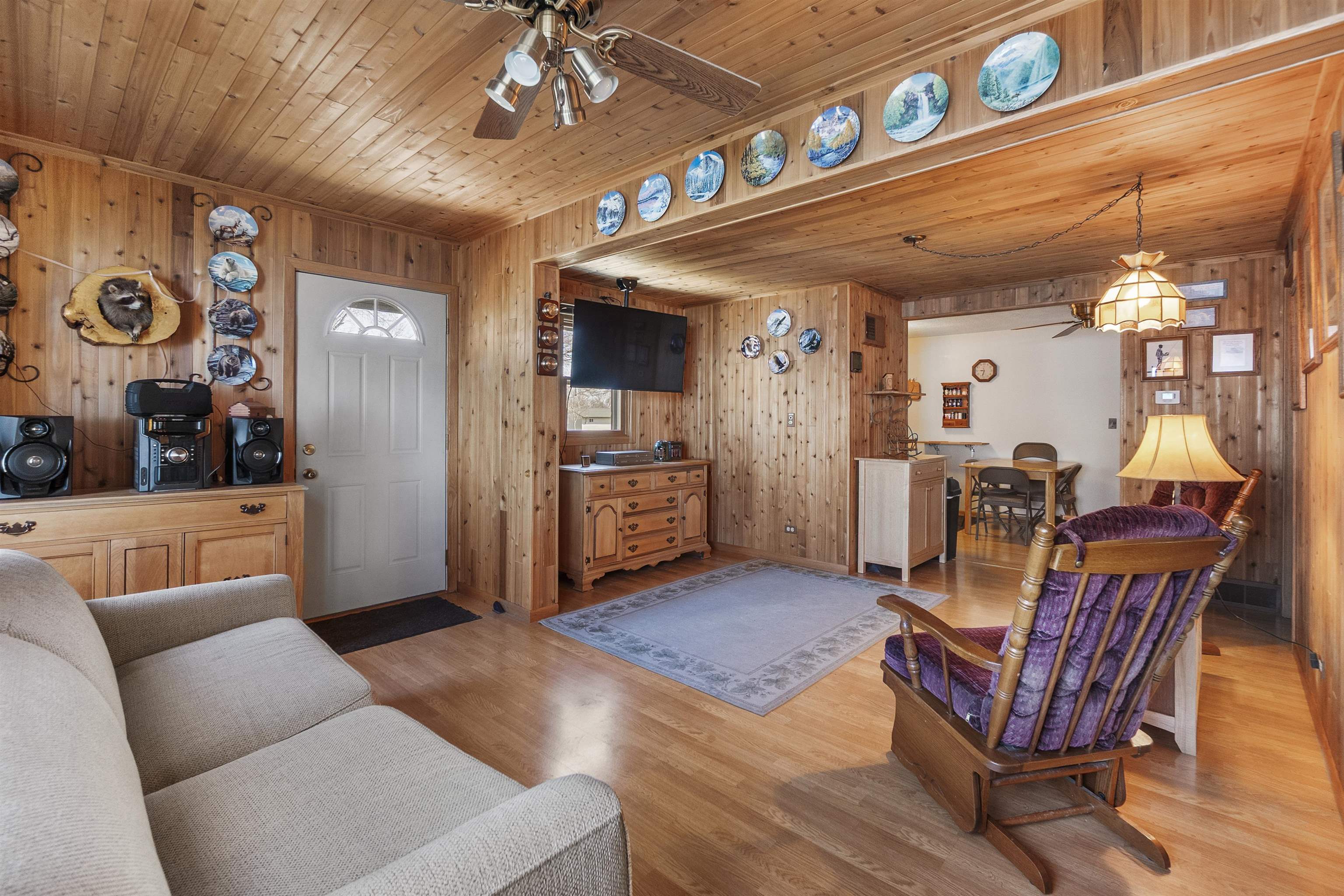 937 Paramount Drive Chilton, WI 53014 - Photo 3 of 32