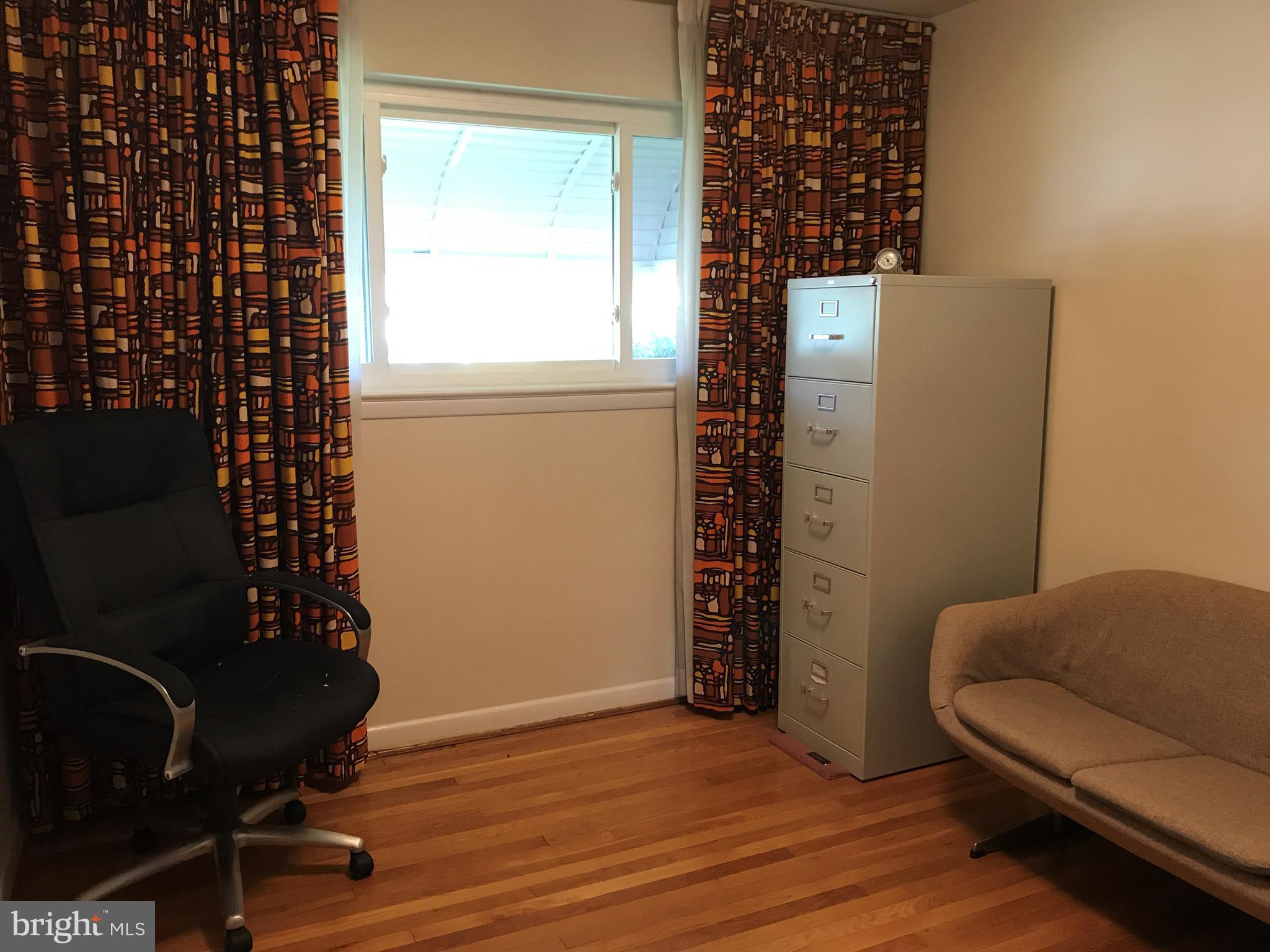 928 Ray Road Hyattsville, MD 20783 - Photo 14 of 27 Bedroom #3