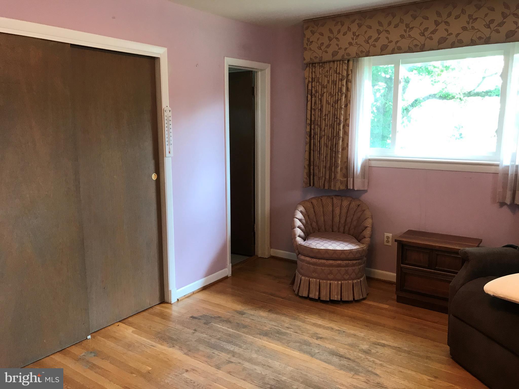 928 Ray Road Hyattsville, MD 20783 - Photo 16 of 27 Bedroom (Master)