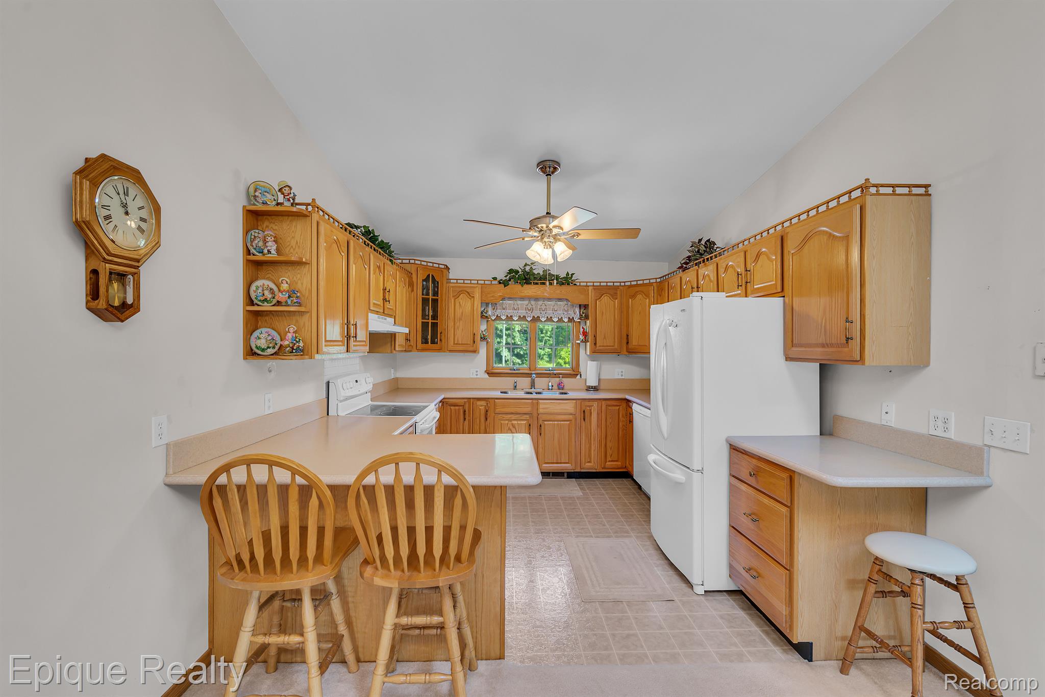 3240 Curtis Road Birch Run, MI 48415 - Photo 6 of 25 Kitchen