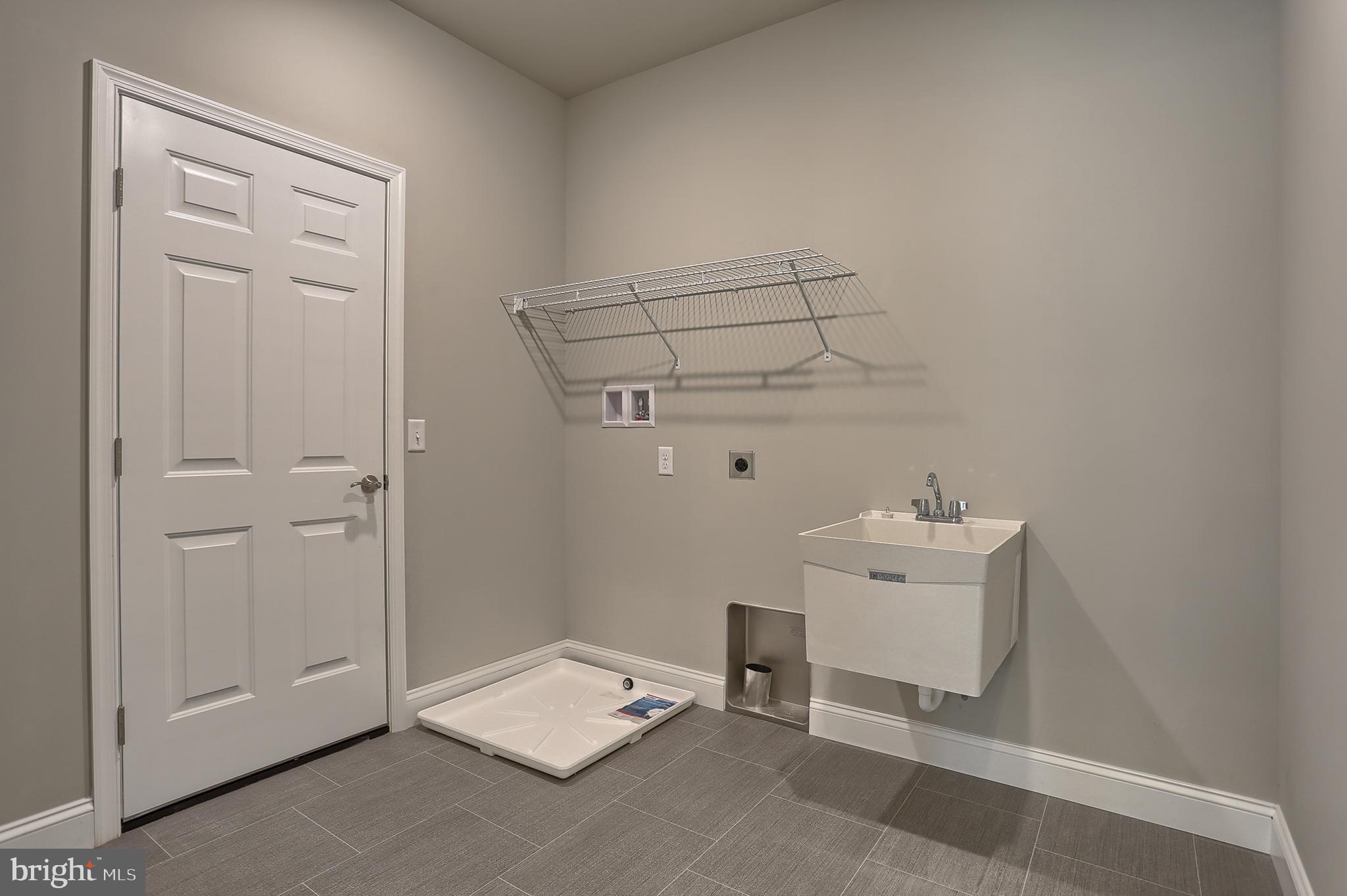 3 Rolling Meadow Road Lebanon, PA 17046 - Photo 17 of 34