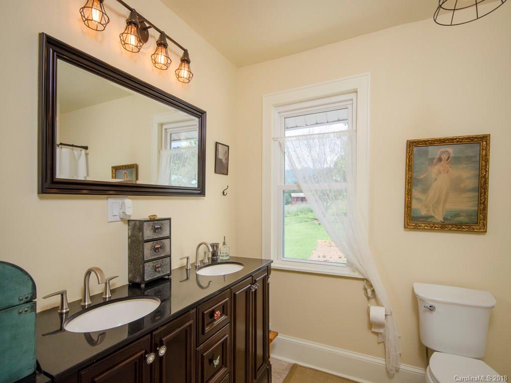 5285 Old Clyde Road Clyde, NC 28721 - Photo 11 of 24