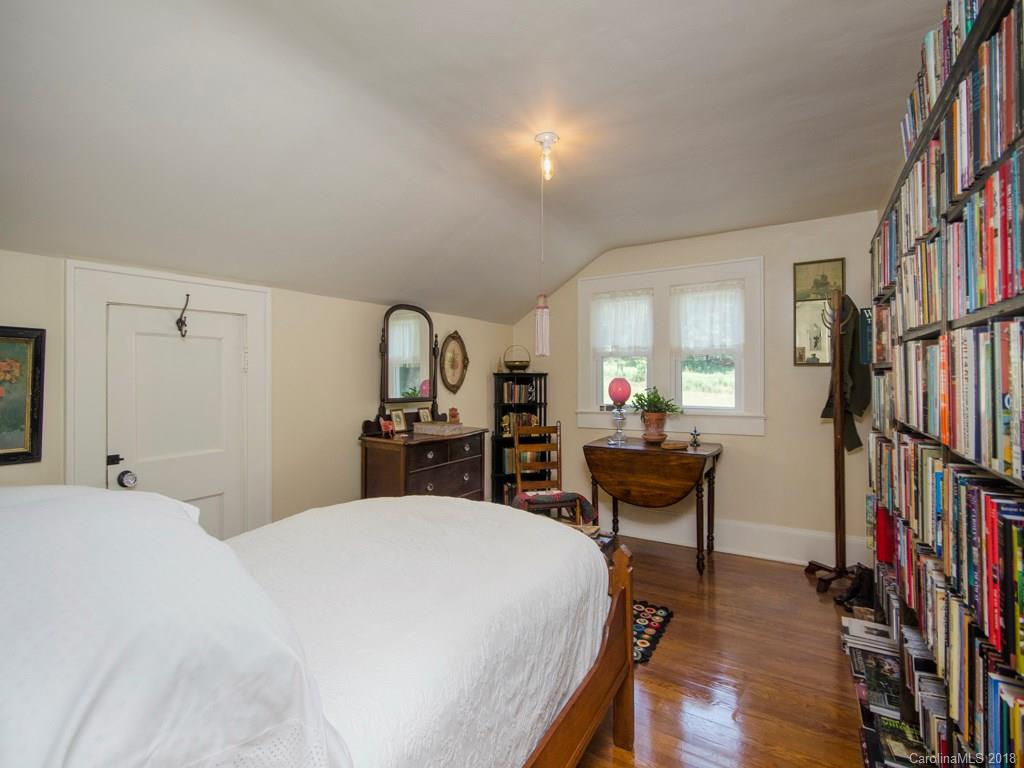 5285 Old Clyde Road Clyde, NC 28721 - Photo 14 of 24