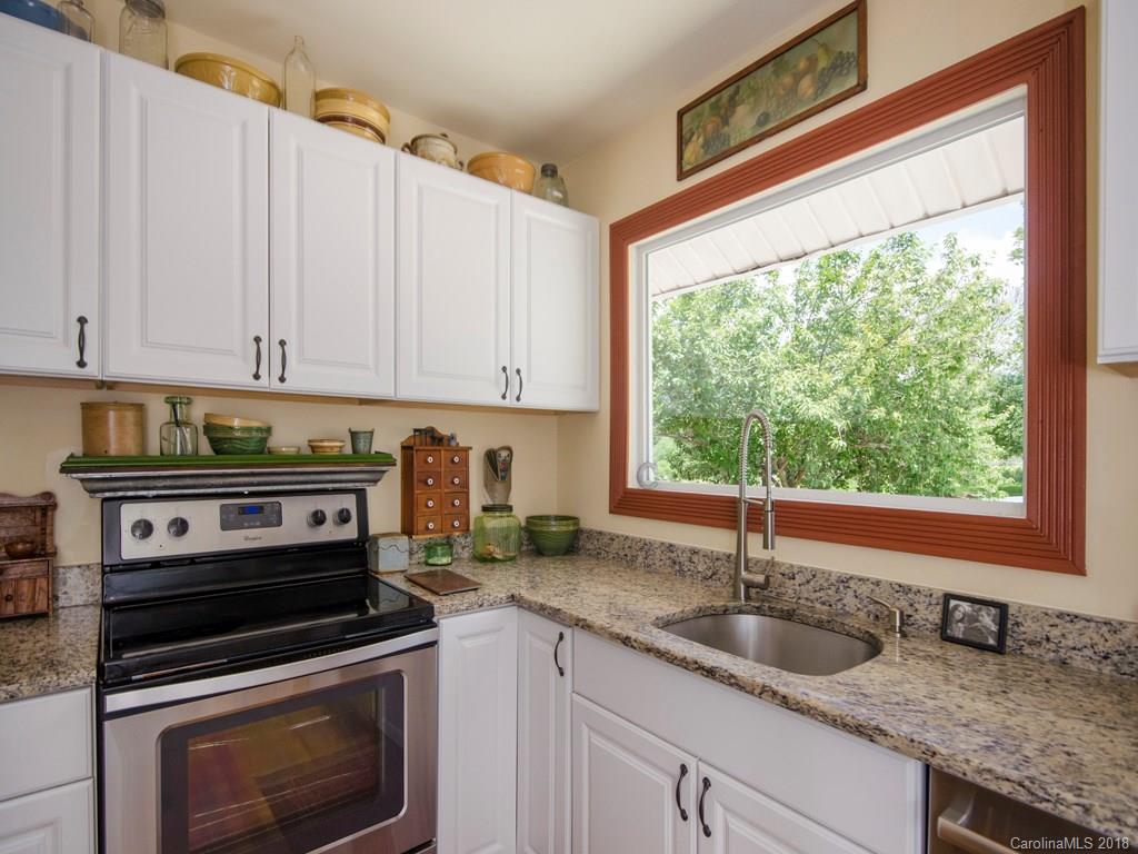 5285 Old Clyde Road Clyde, NC 28721 - Photo 6 of 24
