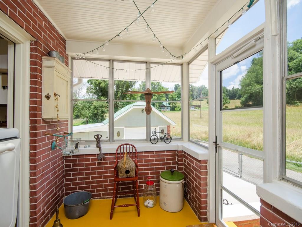 5285 Old Clyde Road Clyde, NC 28721 - Photo 8 of 24