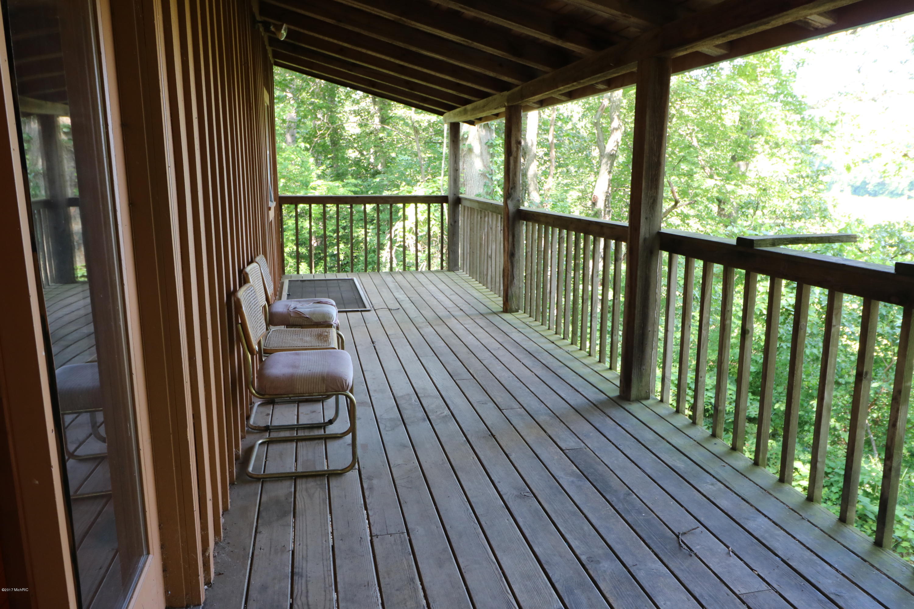52122 Garret Road Dowagiac, MI 49047 - Photo 6 of 15 Deck