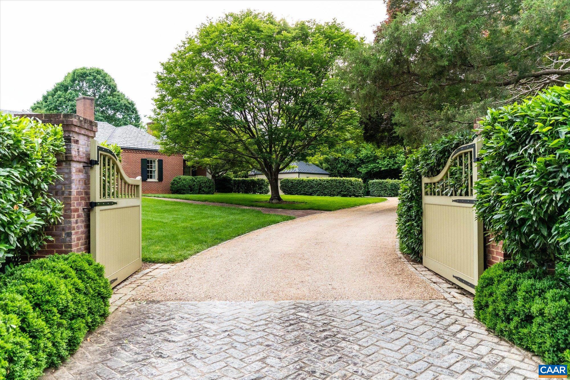 2215 Blue Ridge Lane Charlottesville, VA 22901 - Photo 3 of 56 Gallery Image 3