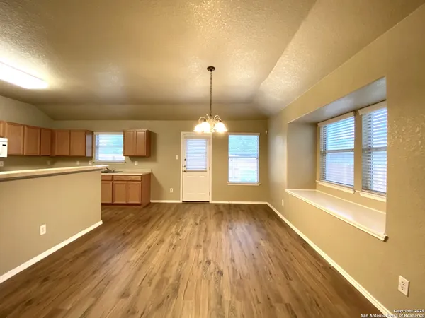 $1,950 | 12647 Point Summit, San Antonio, TX 78253