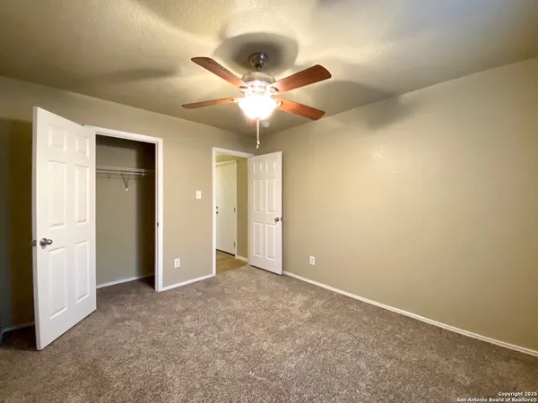$1,950 | 12647 Point Summit, San Antonio, TX 78253