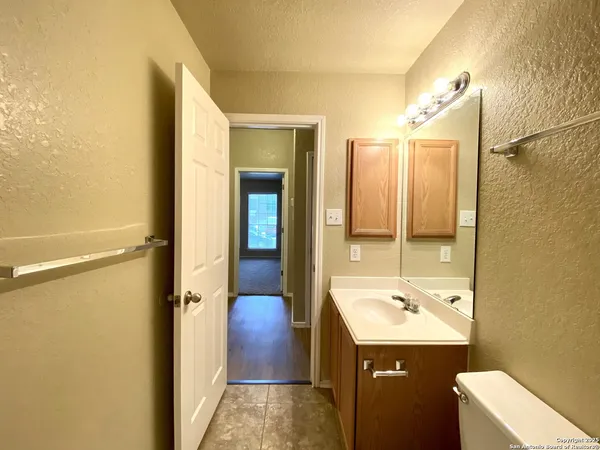 $1,950 | 12647 Point Summit, San Antonio, TX 78253