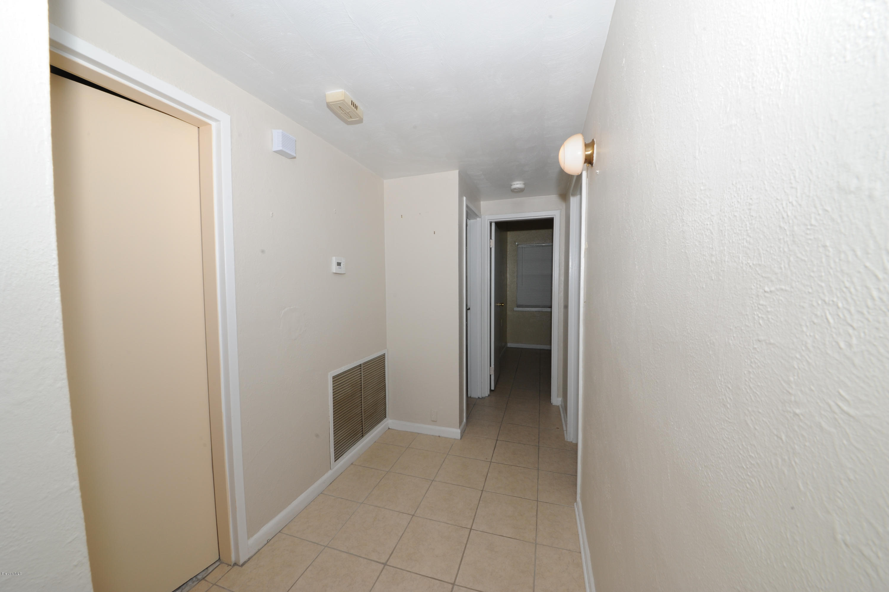 1014 Woodlawn Road Rockledge, FL 32955 - Photo 19 of 42 Hallway