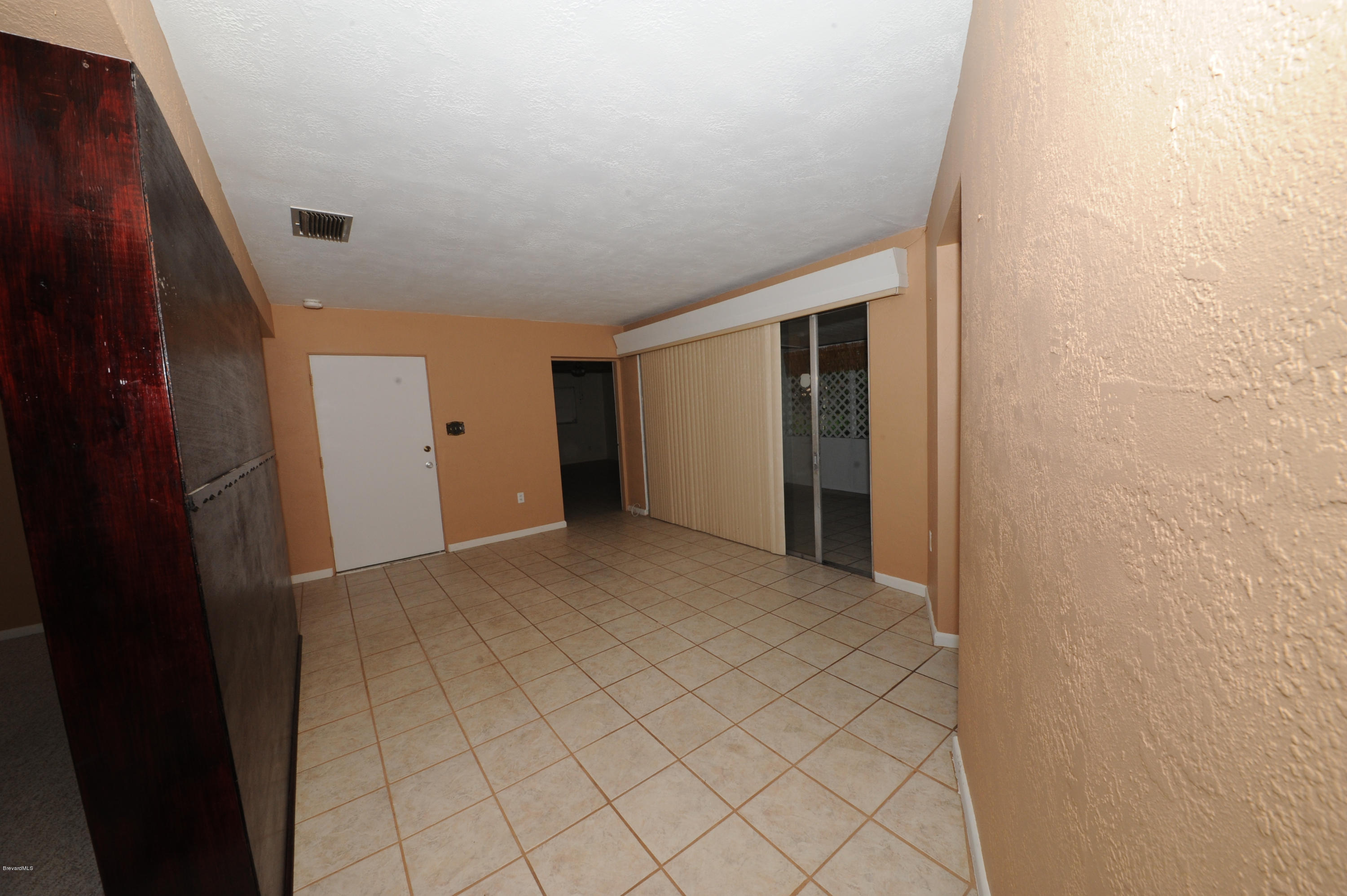 1014 Woodlawn Road Rockledge, FL 32955 - Photo 25 of 42 Family Room - View 1