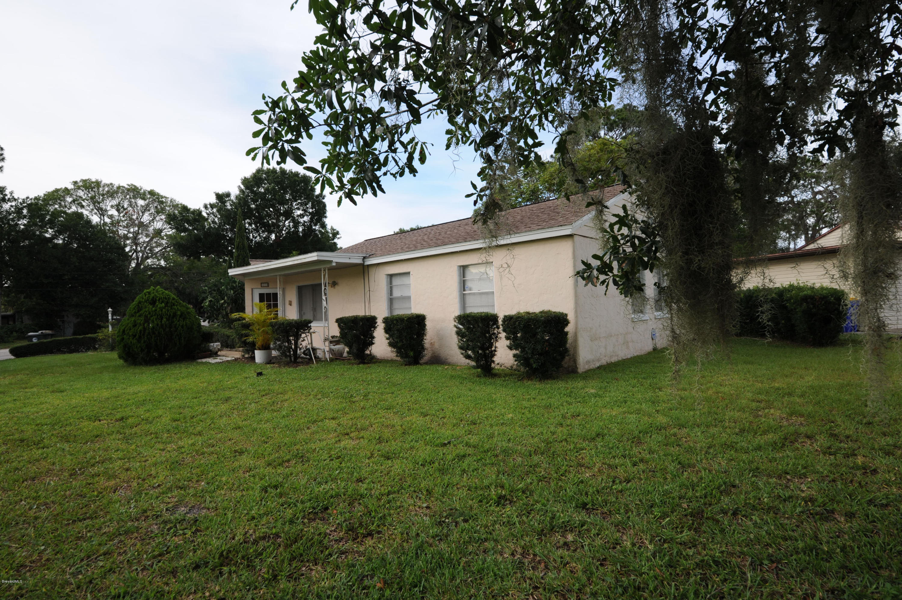 1014 Woodlawn Road Rockledge, FL 32955 - Photo 38 of 42 Front Right Side