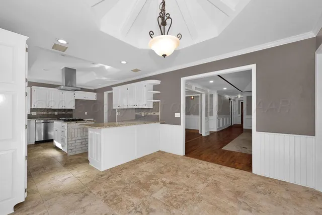 $445,000 | 7716 White Plains Avenue, Amarillo, TX 79121