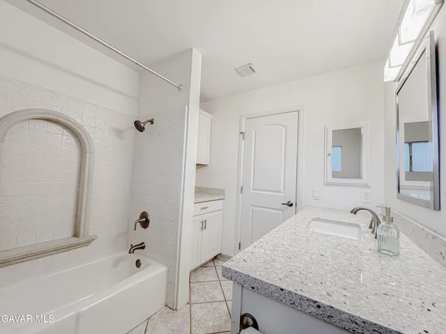 $500,000 | 42351 52nd Street West, Lancaster, CA 93536