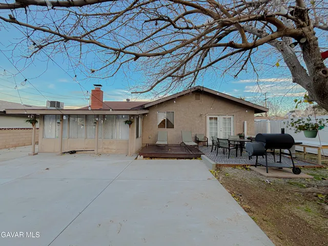 $500,000 | 42351 52nd Street West, Lancaster, CA 93536