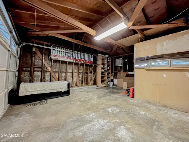 $500,000 | 42351 52nd Street West, Lancaster, CA 93536