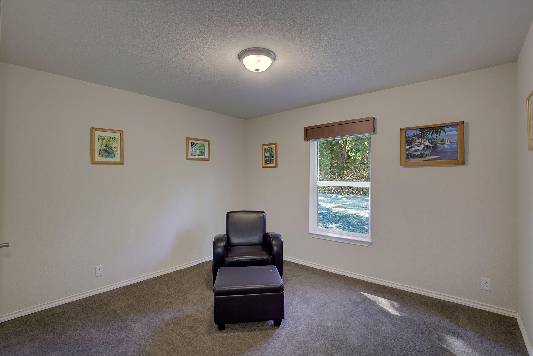 4720 Hugo Road Grants Pass, OR 97526 - Photo 31 of 39 yRWFq1cg