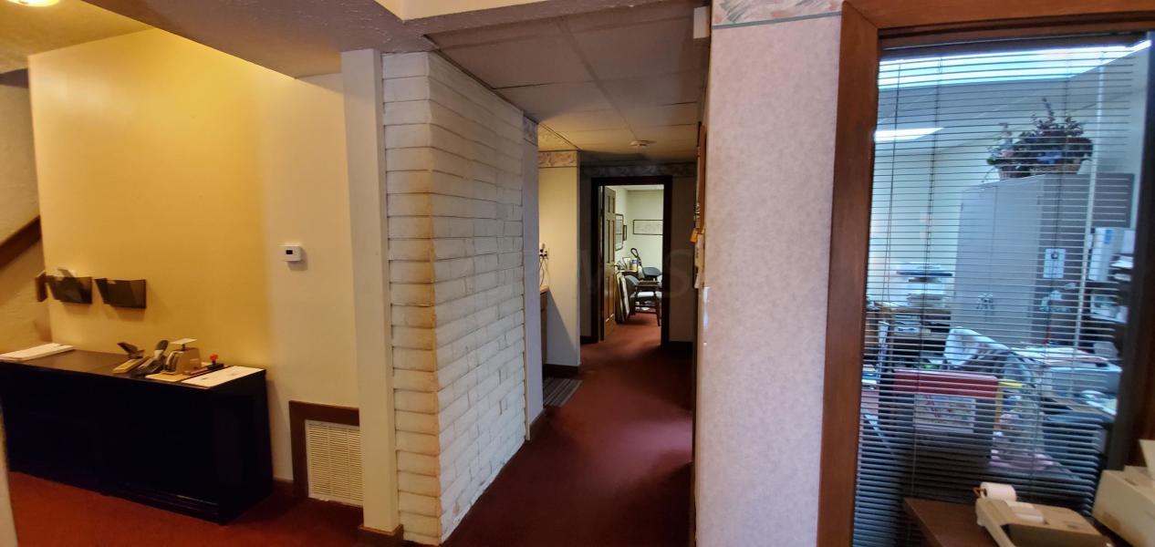 4920 Reed Road, Unit E Columbus, OH 43220 - Photo 8 of 20 Hallway to 3 offices