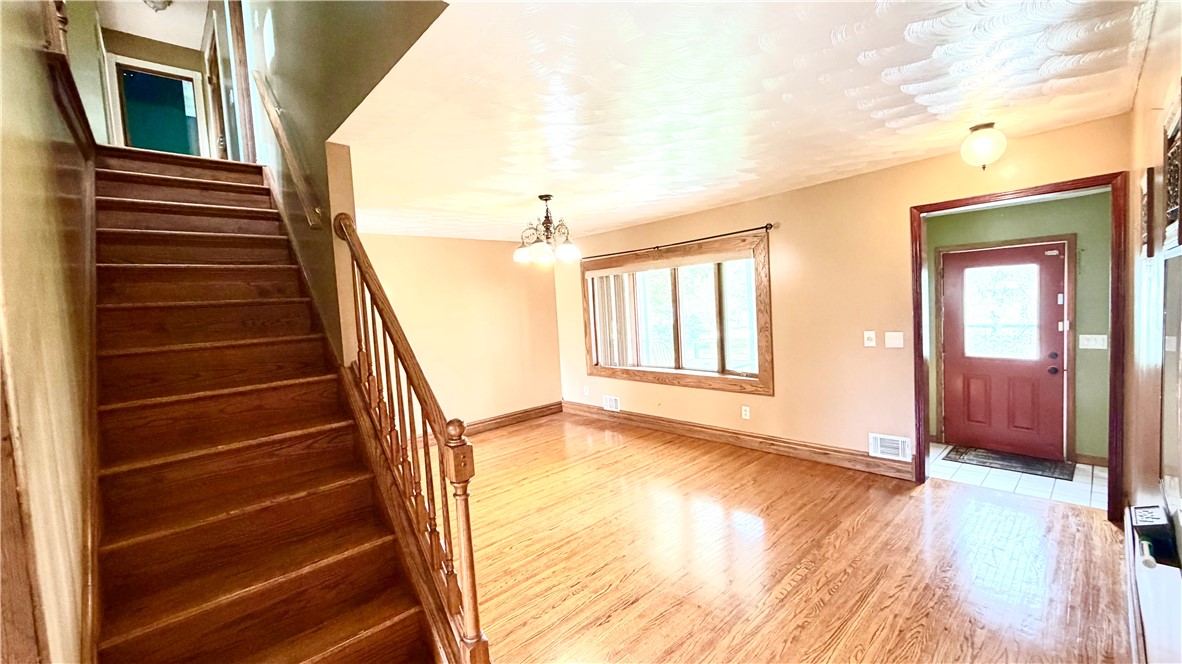 312 Berg Road Ontario, NY 14519 - Photo 8 of 31