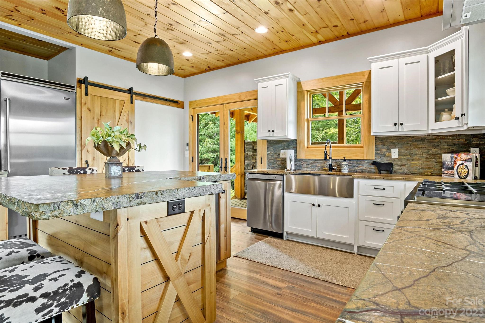 968 Honeycutt Road Marion, NC 28752 - Photo 10 of 47 Gallery Image 10