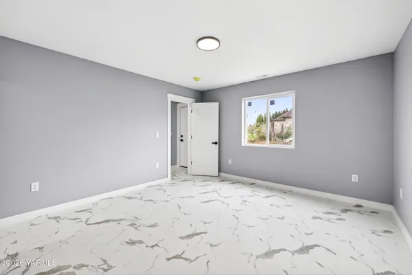 $389,000 | 412 Victoria Street, Sunnyside, WA 98944