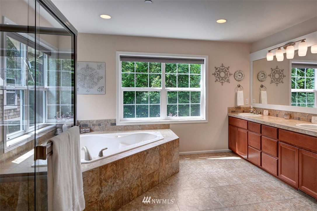 45439 Southeast Edgewick Road North Bend, WA 98045 - Photo 17 of 25 Gallery Image 17