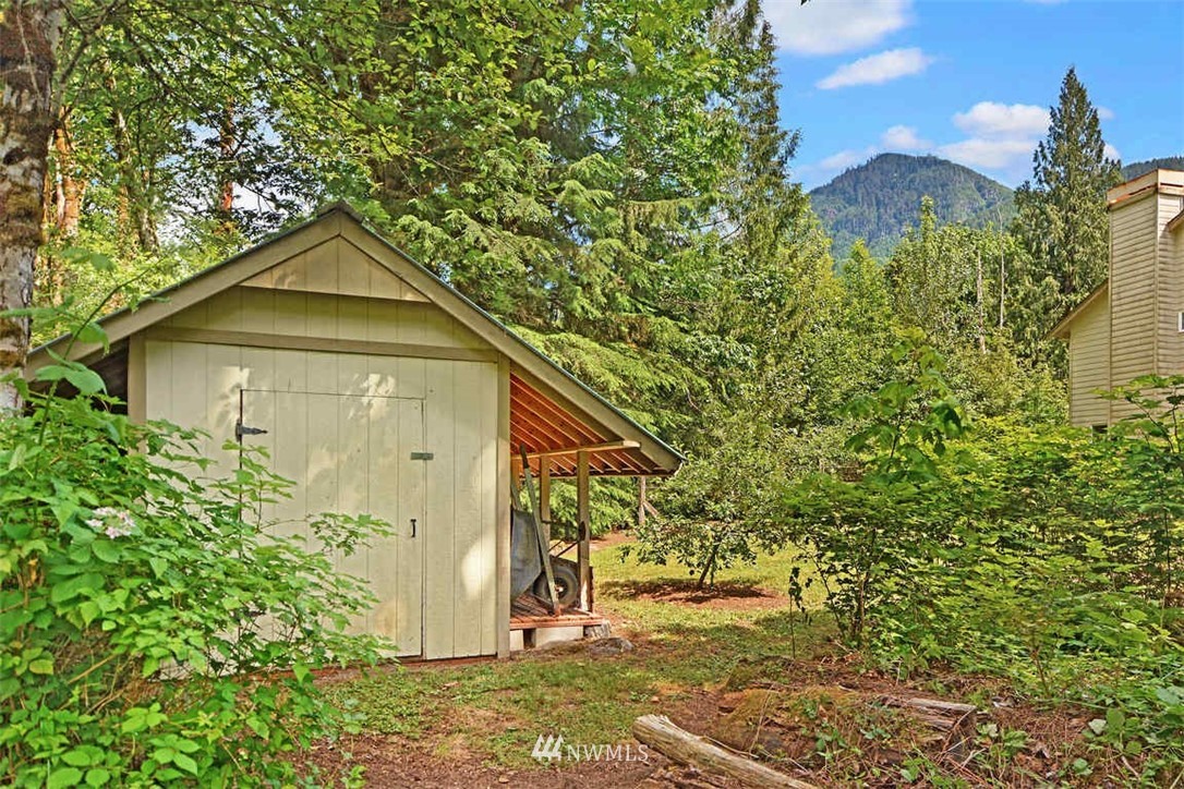 45439 Southeast Edgewick Road North Bend, WA 98045 - Photo 23 of 25 Gallery Image 23