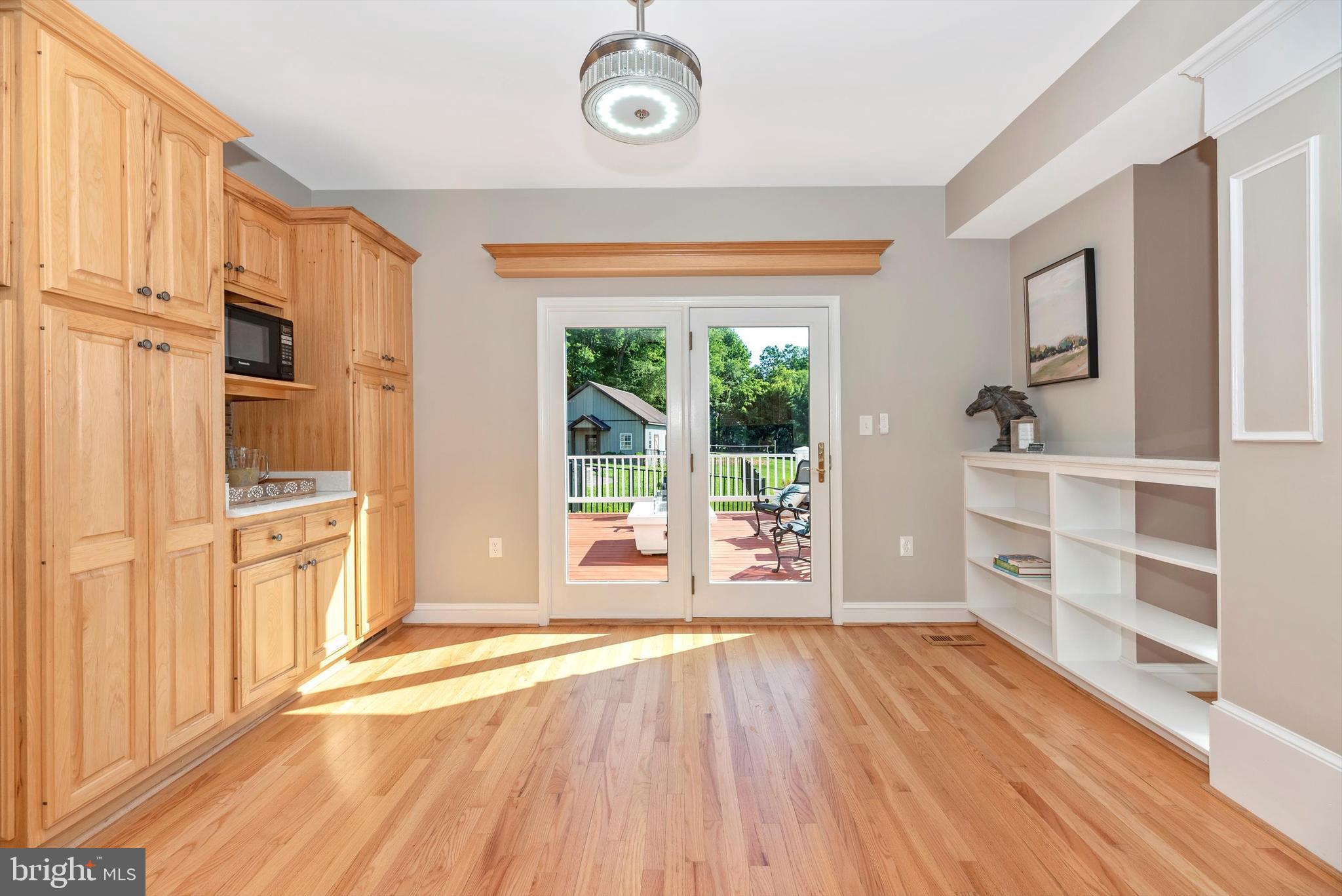 8300 Edgewood Church Road Frederick, MD 21702 - Photo 23 of 108 Easy deck access