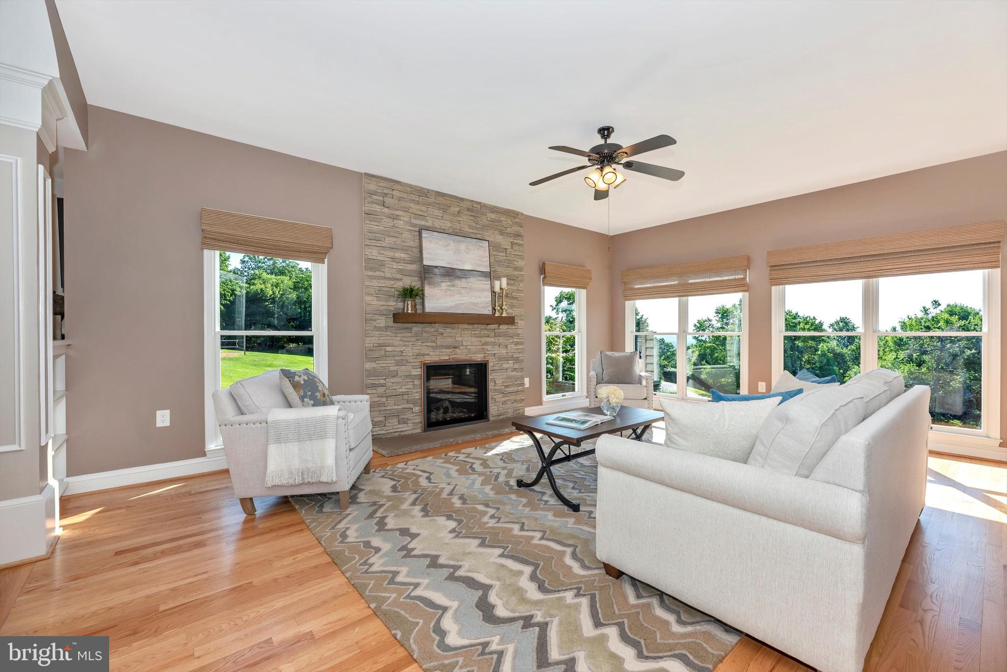 8300 Edgewood Church Road Frederick, MD 21702 - Photo 27 of 108 Family Room..so inviting!