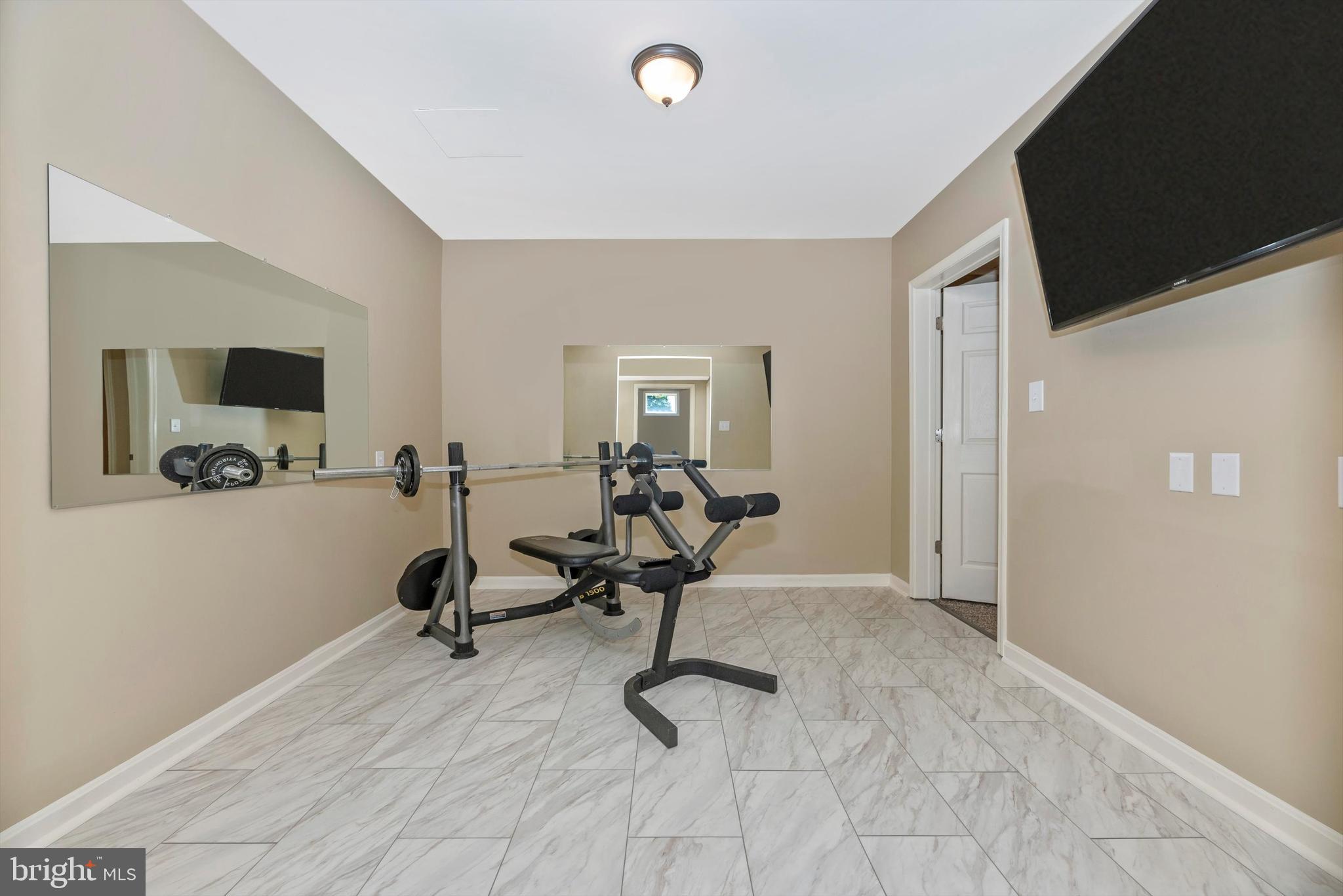 8300 Edgewood Church Road Frederick, MD 21702 - Photo 65 of 108 Work out area