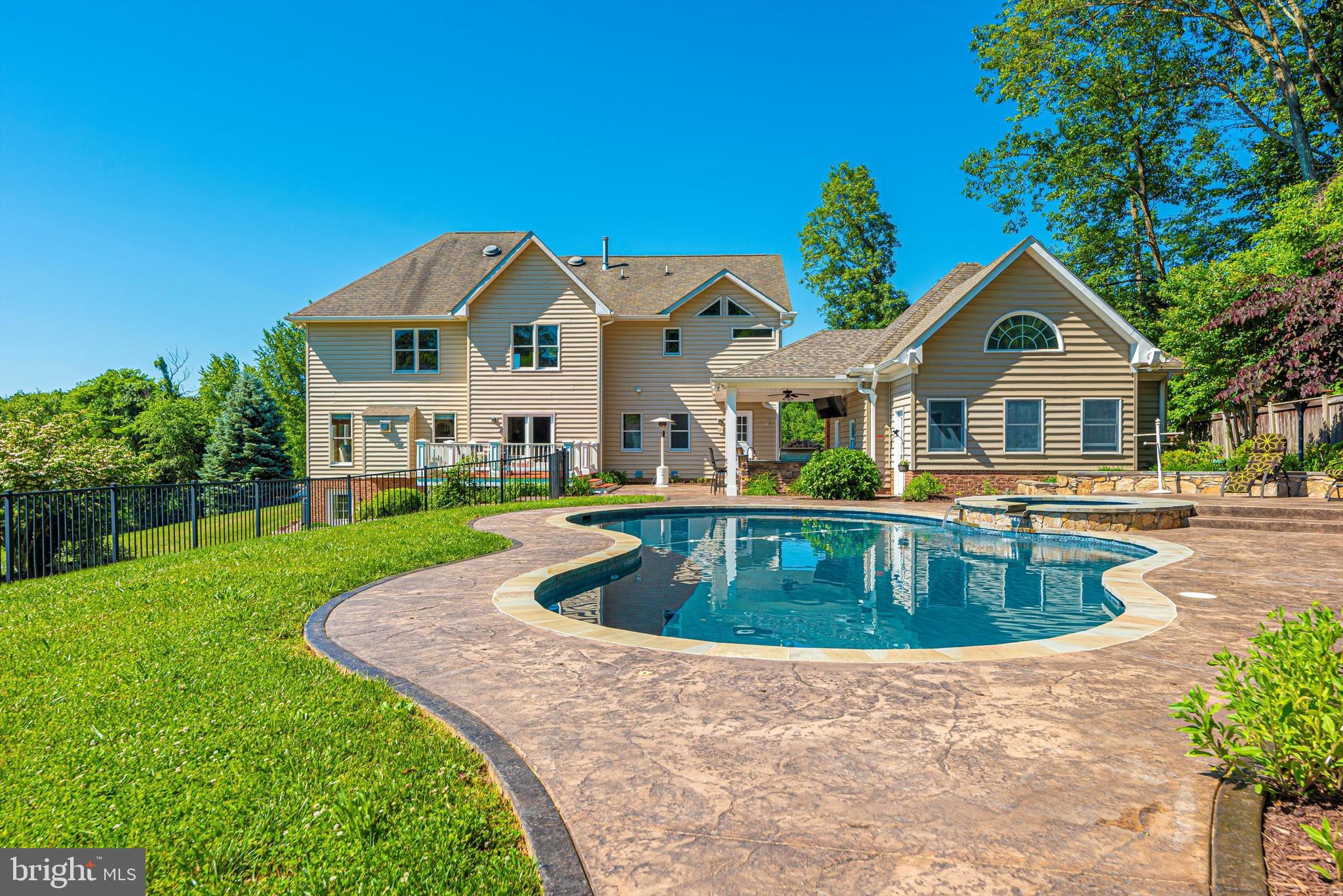 8300 Edgewood Church Road Frederick, MD 21702 - Photo 89 of 108 Perfect outdoor living
