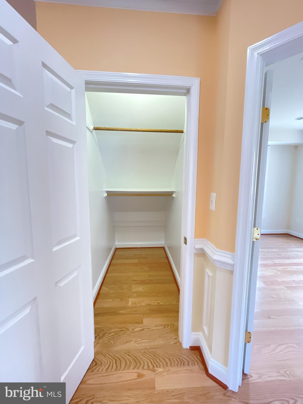 7212 Highland Street Springfield, VA 22150 - Photo 9 of 60 a view of entryway