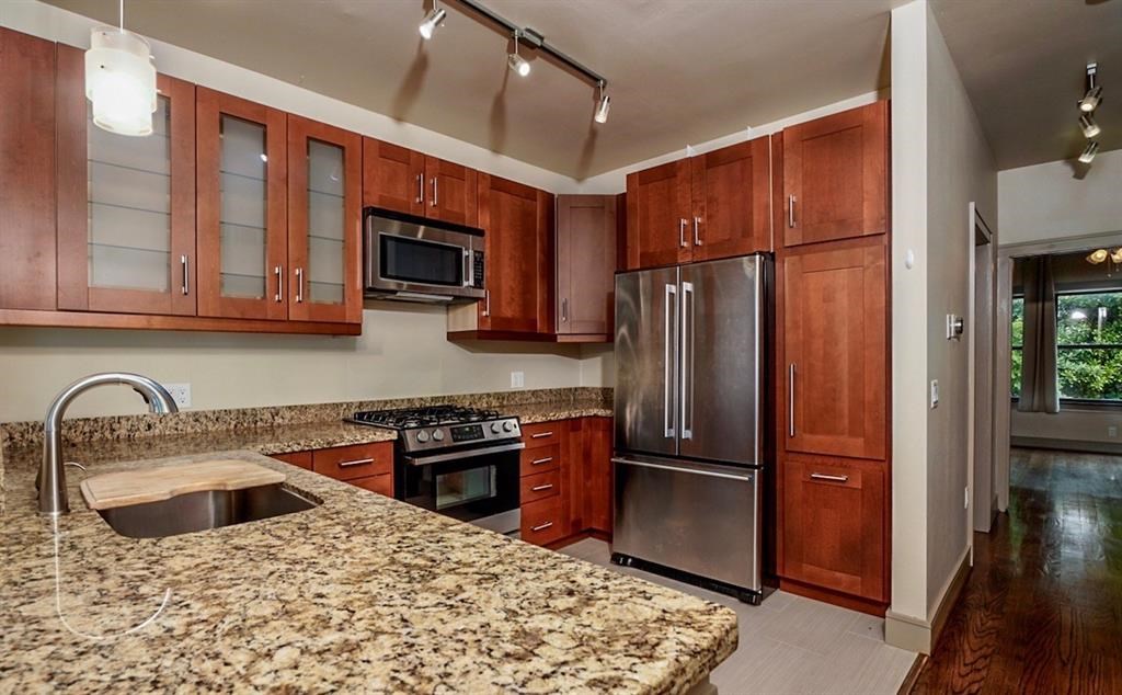 4009 Greeley Street, Unit 4 Houston, TX 77006 - Photo 5 of 11