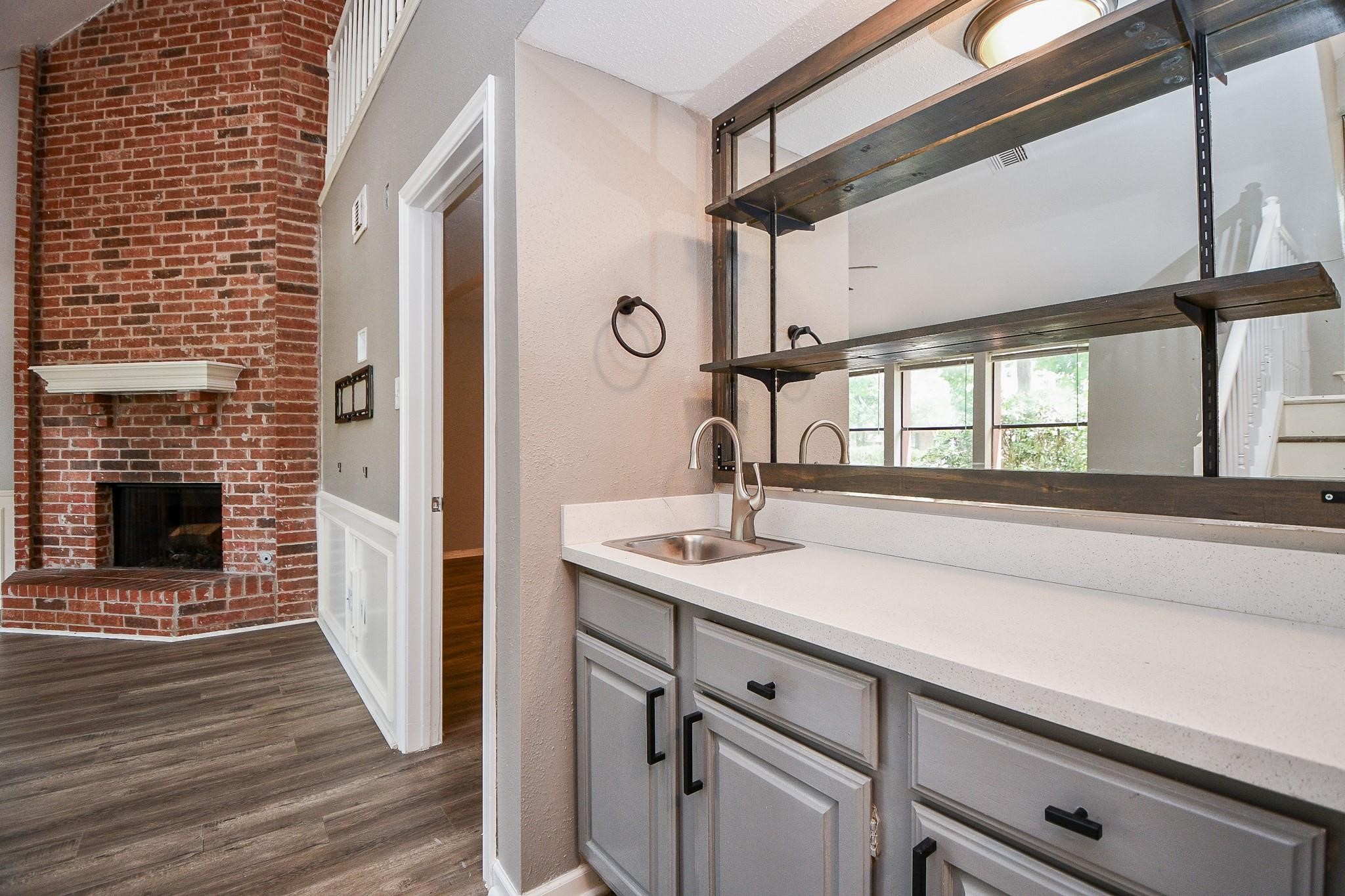 2331 Wren Meadow Road Richmond, TX 77406 - Photo 7 of 37 Enjoy entertaining with that wet bar you know you've always wanted!
