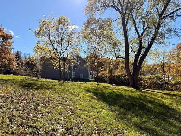 $449,500 | 101 School Street, North Brookfield, MA 01535