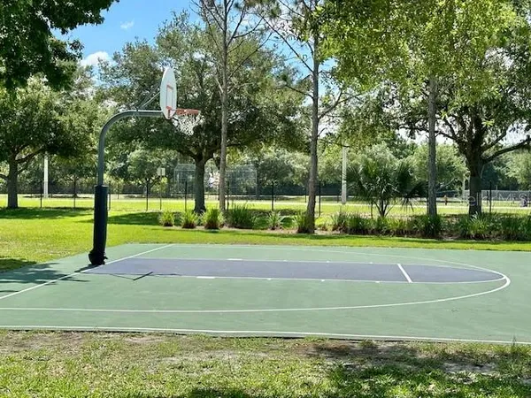 $3,045 | 9999 Indigo Bay Circle, Orlando, FL 32832