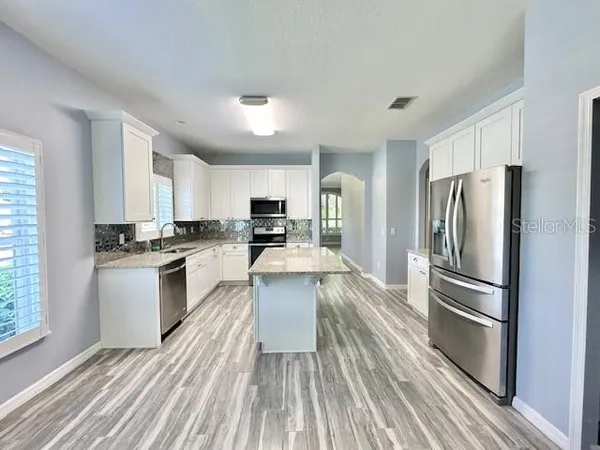 $3,045 | 9999 Indigo Bay Circle, Orlando, FL 32832