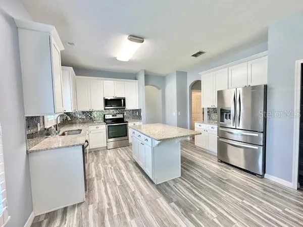 $3,045 | 9999 Indigo Bay Circle, Orlando, FL 32832